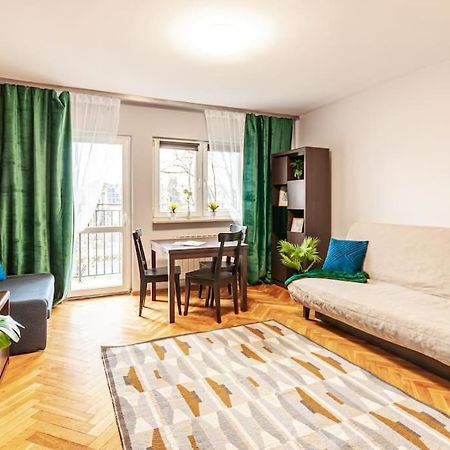 Superapart Woloska 40 Varšava Exteriér fotografie