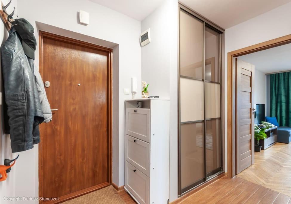 Superapart Woloska 40 Varšava Exteriér fotografie