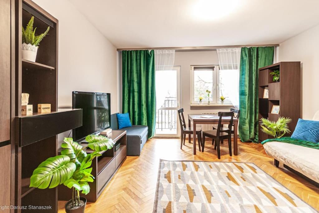 Superapart Woloska 40 Varšava Exteriér fotografie